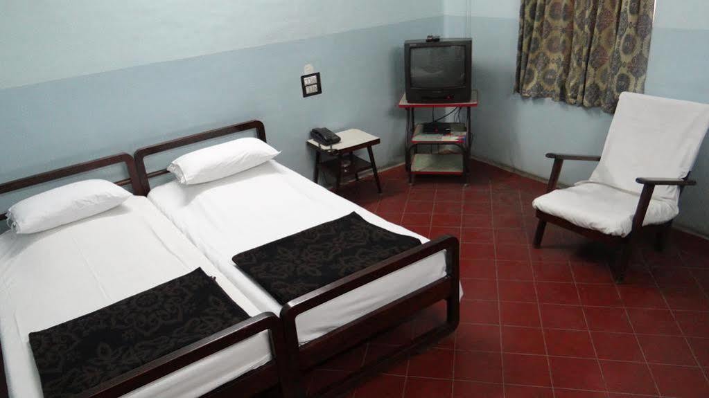 Hotel Mysore Dasaprakash 외부 사진